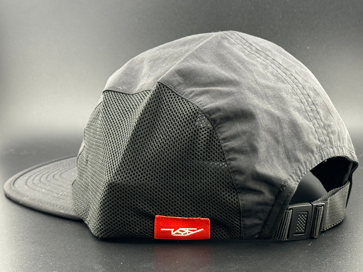 Arlo 5 Panel Hat (Black/White)