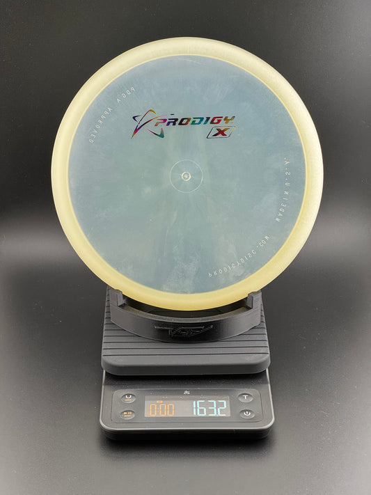 Prodigy M4 - 400 Plastic 175g x-out (Clear)